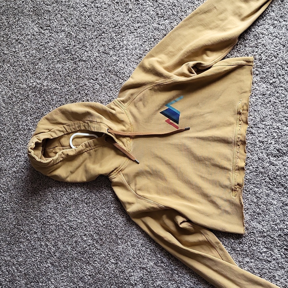 SALE--American Eagle Outfitters cropped sweatshirt